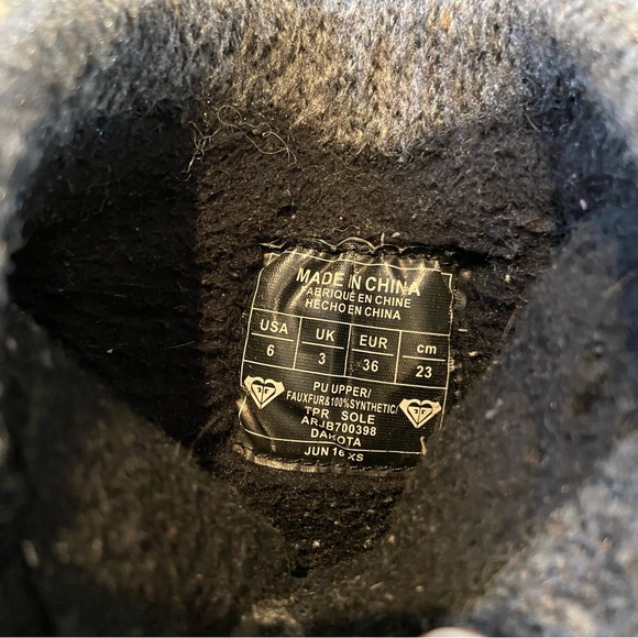 Roxy Dakota Gray Heeled Faux Fur Boot - Picture 10 of 10